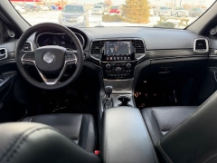 Used 2020  Jeep Grand Cherokee 4d SUV 4WD Limited V6 at House of Carz near Rochester&comma; IN