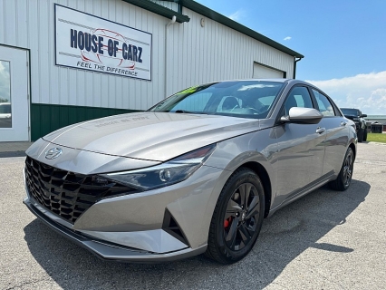 Used 2021 Hyundai Elantra SEL IVT at House of Carz near Rochester, IN
