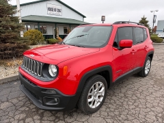 Used 2018  Jeep Renegade 4d SUV FWD Latitude at House of Carz near Rochester, IN