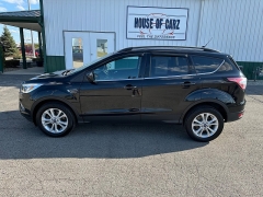 Used 2018 Ford Escape 4d SUV 4WD SEL at House of Carz near Rochester, IN