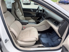 Used 2017  Lincoln Continental 4d Sedan AWD Reserve at House of Carz near Rochester&comma; IN