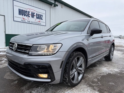 Used 2021 Volkswagen Tiguan 2.0T SE R-Line Black 4MOTION at House of Carz near Rochester, IN