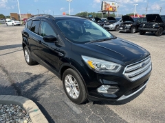 Used 2018 Ford Escape 4d SUV 4WD SEL at House of Carz near Rochester, IN