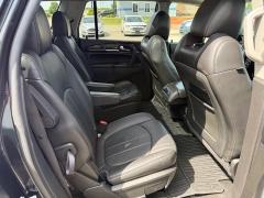 Used 2013  Buick Enclave 4d SUV FWD Leather at House of Carz near Rochester&comma; IN