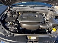 Used 2019  Jeep Grand Cherokee 4d SUV 4WD Limited V6 at House of Carz near Rochester, IN