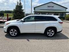 Used 2016 Toyota Highlander 4d SUV AWD Limited at House of Carz near Rochester, IN