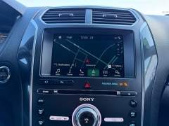 Used 2018  Ford Explorer 4d SUV 4WD Limited at House of Carz near Rochester&comma; IN