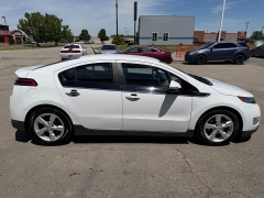 Used 2014  Chevrolet Volt 4d Hatchback at House of Carz near Rochester&comma; IN