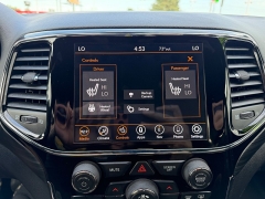 Used 2020  Jeep Grand Cherokee 4d SUV 4WD Laredo Altitude at House of Carz near Rochester&comma; IN
