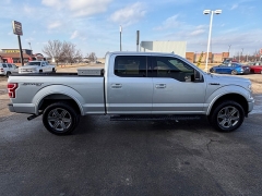 Used 2018  Ford F-150 4WD SuperCrew XLT 5 1&sol;2 at House of Carz near Rochester&comma; IN