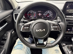 Used 2022  Kia Seltos SX DCT AWD at House of Carz near Rochester&comma; IN