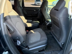 Used 2017  Chevrolet Traverse 4d SUV FWD LT w/1LT at House of Carz near Rochester, IN