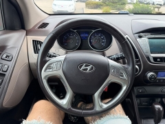 Used 2012  Hyundai Tucson 4d SUV FWD Limited at House of Carz near Rochester&comma; IN