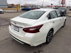 Used 2017  Nissan Altima 4d Sedan 2&period;5L SR at House of Carz near Rochester&comma; IN