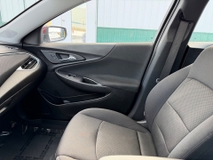 Used 2016  Chevrolet Malibu 4d Sedan LT w&sol;1LT at House of Carz near Rochester&comma; IN