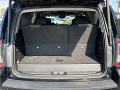 Used 2018  GMC Yukon 4d SUV 4WD SLT at House of Carz near Rochester&comma; IN