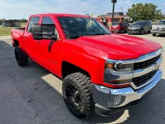 Used 2018 Chevrolet Silverado 1500 4WD Crew Cab LT at House of Carz near Rochester, IN