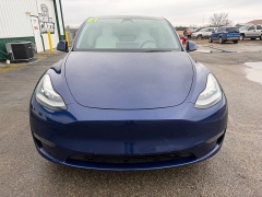 Used 2021  Tesla Model Y Long Range AWD at House of Carz near Rochester&comma; IN