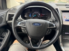 Used 2020  Ford Edge 4d SUV AWD Titanium at House of Carz near Rochester&comma; IN