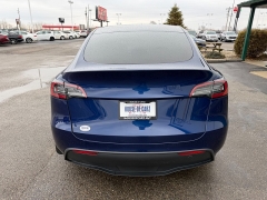 Used 2021  Tesla Model Y Long Range AWD at House of Carz near Rochester&comma; IN