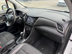 Used 2020  Chevrolet Trax 4d SUV AWD LT at House of Carz near Rochester&comma; IN