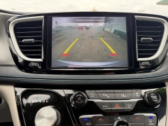 Used 2021  Chrysler Pacifica Touring AWD at House of Carz near Rochester&comma; IN