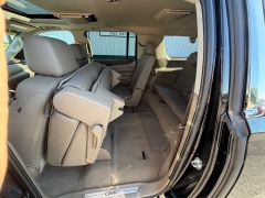 Used 2019  GMC Yukon XL 4d SUV 4WD SLT at House of Carz near Rochester&comma; IN
