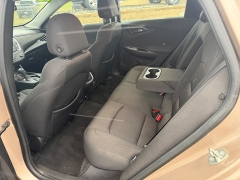 Used 2018  Chevrolet Malibu 4d Sedan LT at House of Carz near Rochester&comma; IN