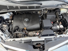 Used 2018  Toyota Sienna 4d Wagon LE 7-Pass w&sol;Auto Access Seat at House of Carz near Rochester&comma; IN