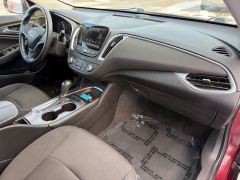 Used 2016  Chevrolet Malibu 4d Sedan LT w&sol;1LT at House of Carz near Rochester&comma; IN