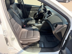 Used 2013  Chevrolet Cruze 4d Sedan LTZ at House of Carz near Rochester&comma; IN