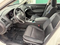 Used 2017  Nissan Altima 4d Sedan 2&period;5L SR at House of Carz near Rochester&comma; IN