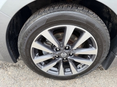 Used 2017  Nissan Altima 4d Sedan 2&period;5L SL &lpar;2017&period;5&rpar; at House of Carz near Rochester&comma; IN