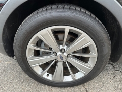 Used 2018 Ford Explorer 4d SUV FWD Limited at House of Carz near Rochester, IN