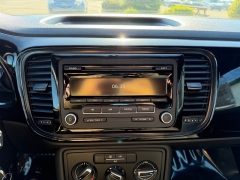 Used 2014  Volkswagen Beetle 2d Coupe 1&period;8T w&sol;Sunroof Auto&sol;PZEV at House of Carz near Rochester&comma; IN
