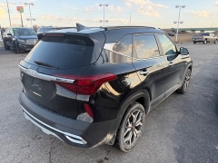 Used 2022  Kia Seltos SX DCT AWD at House of Carz near Rochester&comma; IN