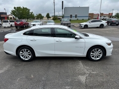 Used 2017 Chevrolet Malibu 4d Sedan LT at House of Carz near Rochester, IN