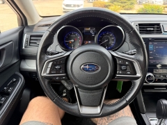 Used 2019  Subaru Outback 4d SUV 2&period;5i Premium at House of Carz near Rochester&comma; IN