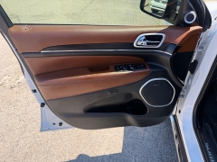 Used 2018  Jeep Grand Cherokee 4d SUV 4WD Summit V6 at House of Carz near Rochester&comma; IN