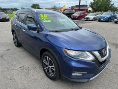 Used 2020 Nissan Rogue 4d SUV AWD SV at House of Carz near Rochester, IN