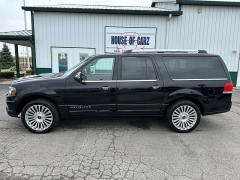 Used 2017 Lincoln Navigator L 4d SUV 4WD Select at House of Carz near Rochester, IN