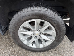 Used 2021  Chevrolet Silverado 1500 4WD Crew Cab 147" High Country at House of Carz near Rochester, IN