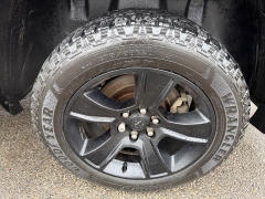 Used 2021  Ram 1500 4WD Big Horn Crew Cab 5'7" Box at House of Carz near Rochester&comma; IN