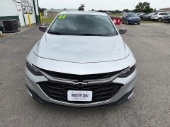 Used 2021  Chevrolet Malibu 4dr Sdn LT at House of Carz near Rochester&comma; IN