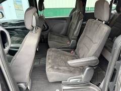 Used 2018  Dodge Grand Caravan 4d Wagon SE at House of Carz near Rochester&comma; IN