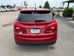 Used 2012  Hyundai Tucson 4d SUV FWD Limited at House of Carz near Rochester&comma; IN