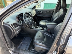 Used 2020  Jeep Cherokee 4d SUV 4WD Trailhawk Elite 3&period;2L at House of Carz near Rochester&comma; IN