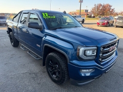 Used 2017  GMC Sierra 1500 4WD Double Cab SLT at House of Carz near Rochester&comma; IN