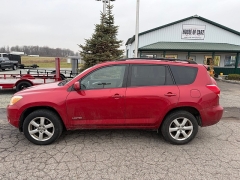 Used 2007  Toyota RAV4 4d SUV AWD Limited at House of Carz near Rochester, IN