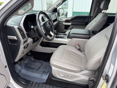 Used 2015  Ford F-150 4WD Supercrew Lariat 5 1&sol;2 at House of Carz near Rochester&comma; IN